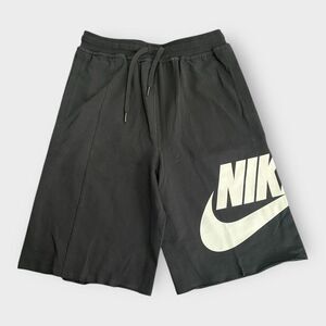 Nike Boys Sportswear Lightweight Black Fleece Shorts AT3070-010 New with Tags